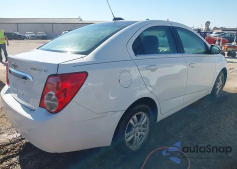 2016 Chevrolet Sonic Lt Auto z USA, uszkodzony, nr VIN 1G1JC5SHXG4169126